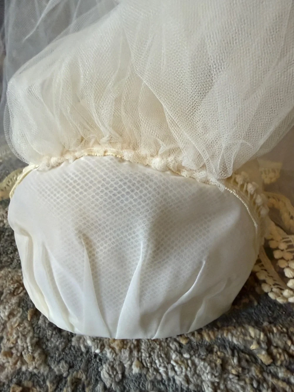 VINTAGE Bridal Veil